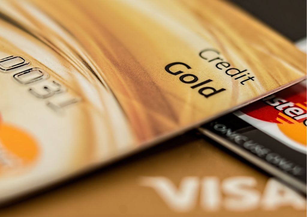 Carta di credito dorate